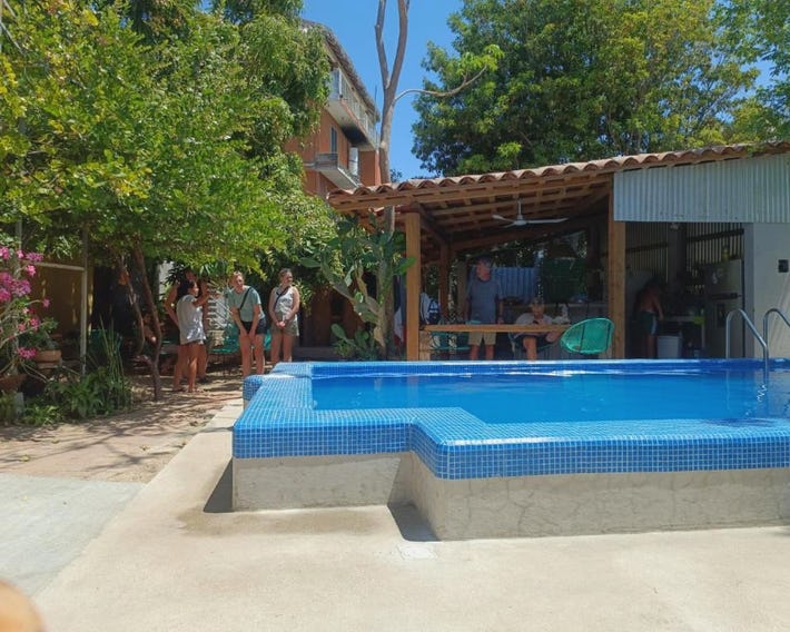 Paziflora Hostel -STARLINK-