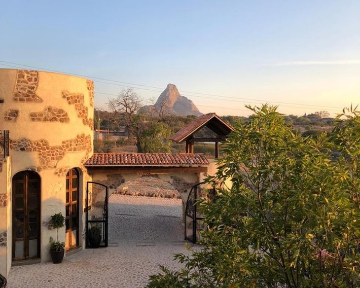 Hotel Montebello