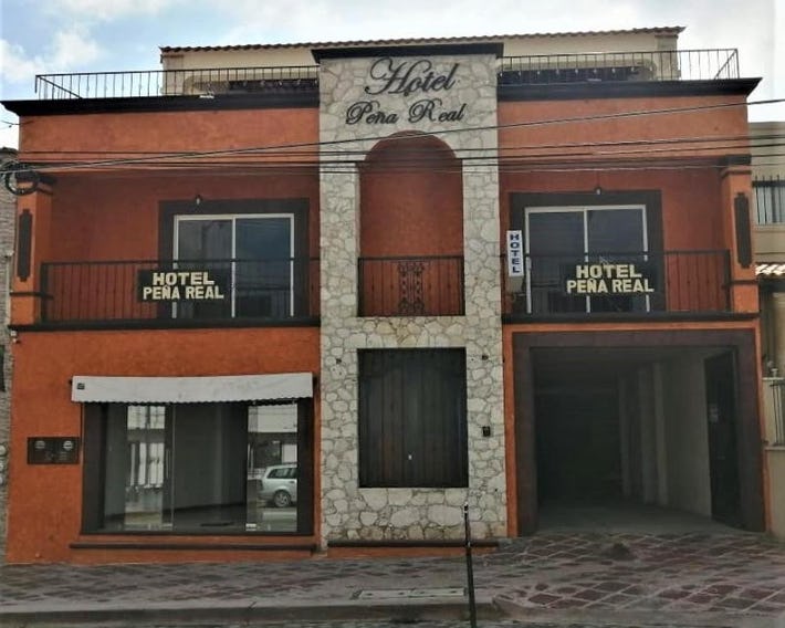 Hotel Peña Real