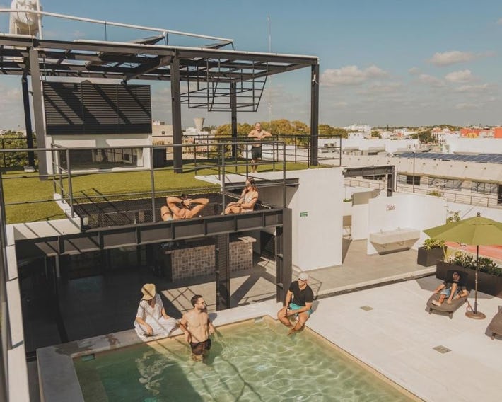 Caleta Hostel Rooftop & Pool