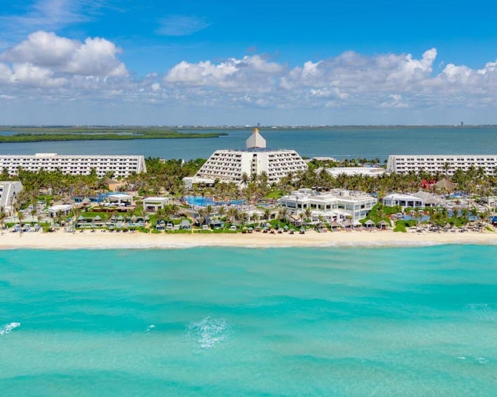The Pyramid Cancun by Oasis - All Inclusive