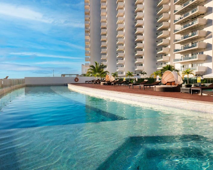 Suites Malecon Cancun Torre Vancouver