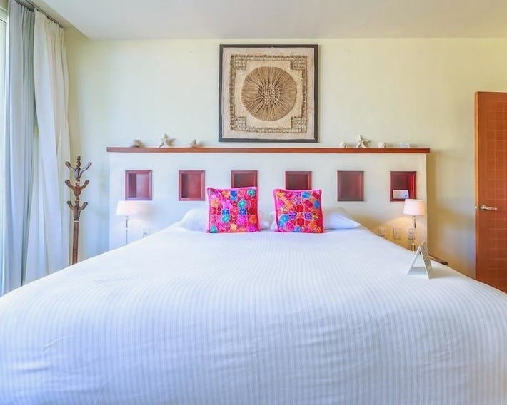 Ixchel suite by Skyrun