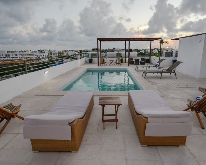 Las Perlas Condo Hotel