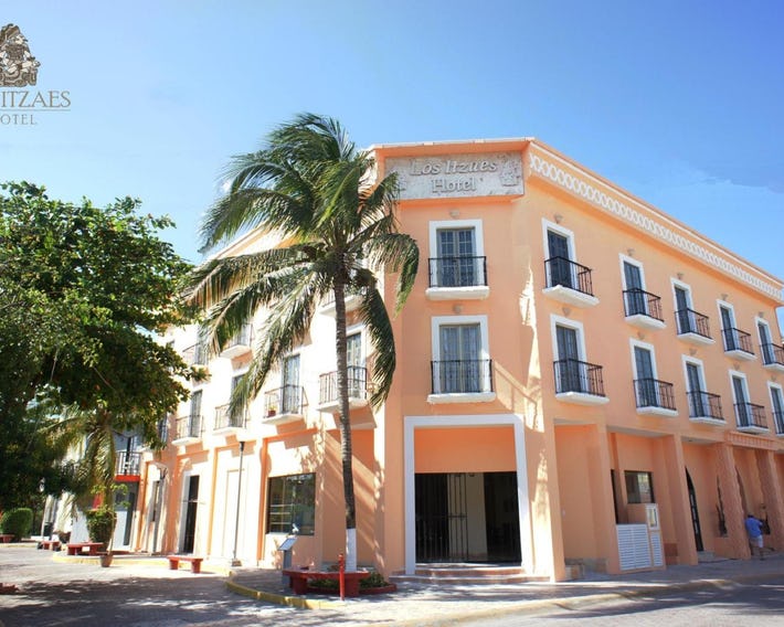 Hotel Los Itzaes by 5th av