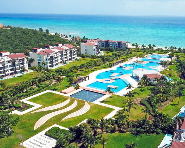 MareAzul Family Beach Condohotel