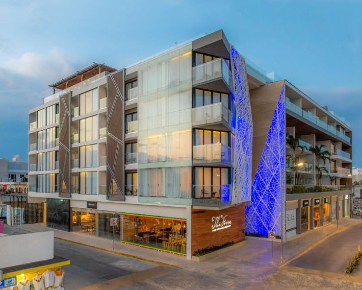 The Fives Downtown Hotel & Residences, Curio Collection by Hilton