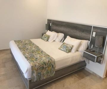 Kuyaan Coral Suites by Alex