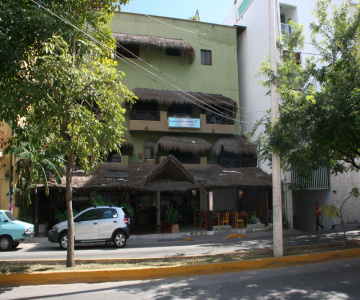 Caracol Suite Hotel