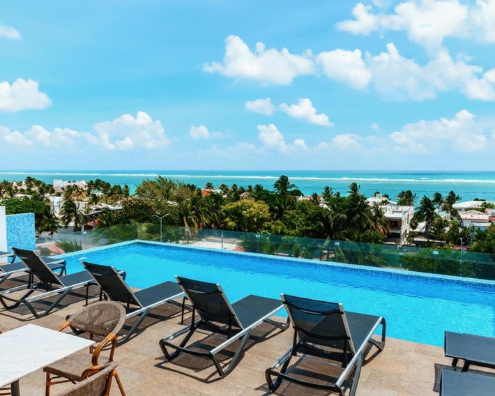 We Hotel Puerto Morelos