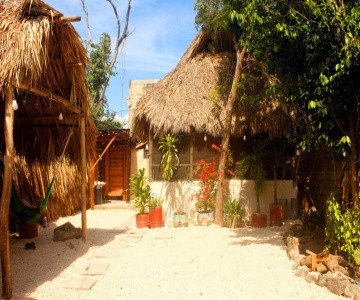 Aldea Okot Hostel