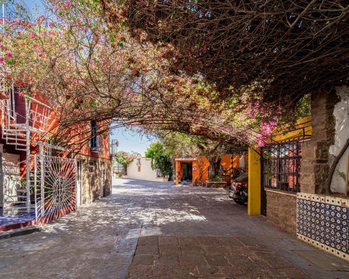 Hotel Posada Bugambilias by OYO Rooms