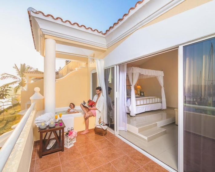 Isla Mazatlan Residence Club