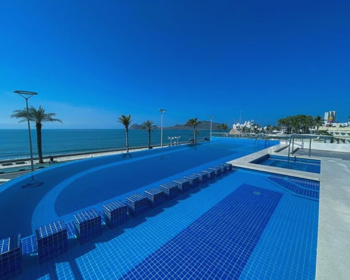 Varali Grand Hotel