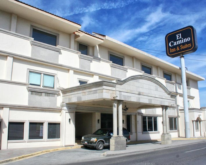 Hotel El Camino Inn & Suites