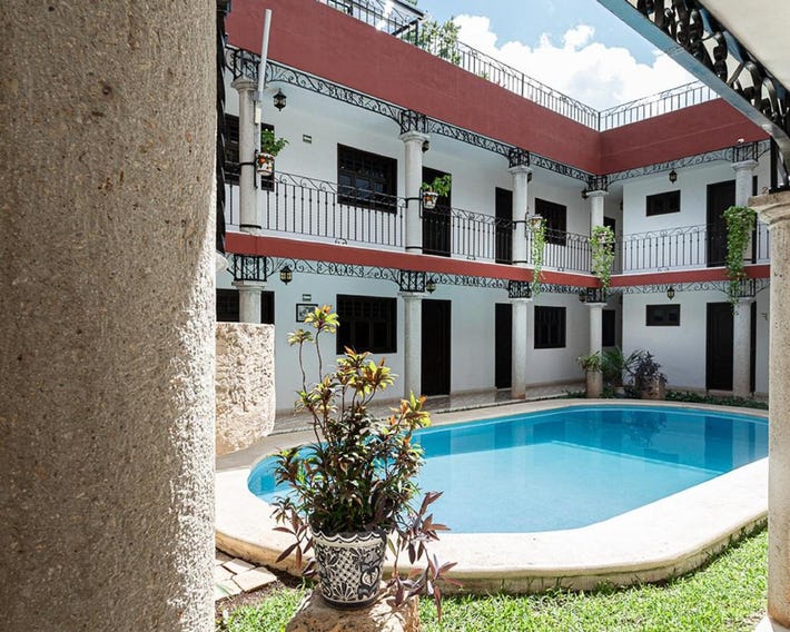 La Aurora Hotel Colonial
