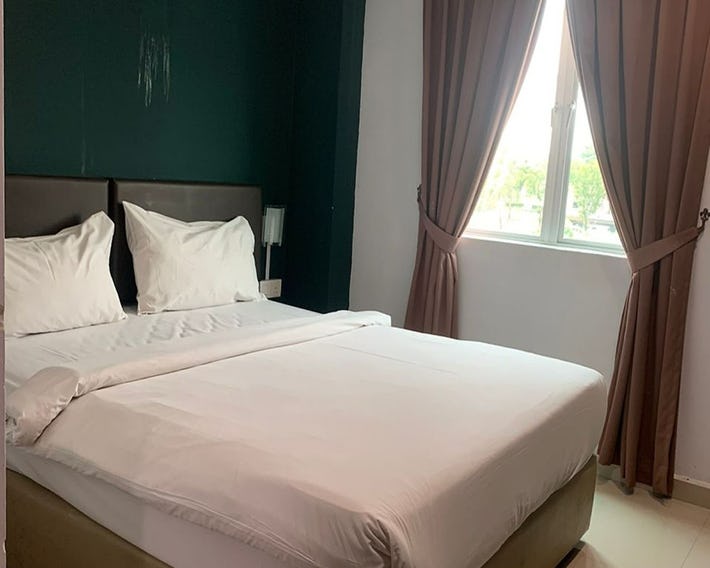 Room V @ Jalan Megat