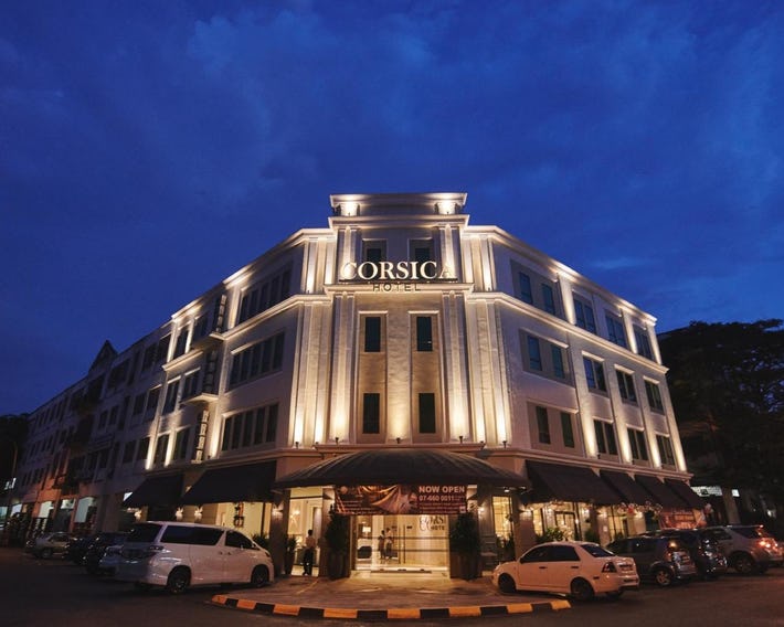 Corsica Hotel