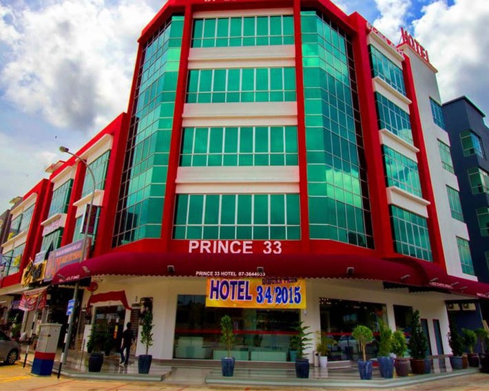 Prince 33 Hotel