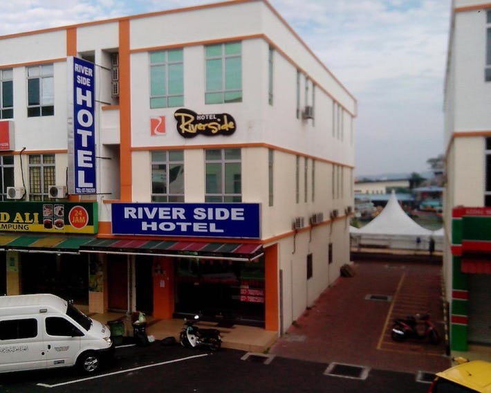 Hotel Riverside
