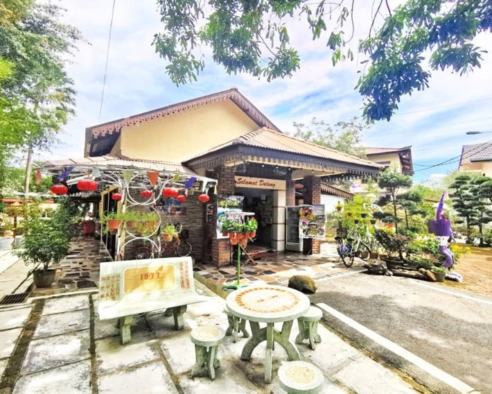 Sabak Awor Resort