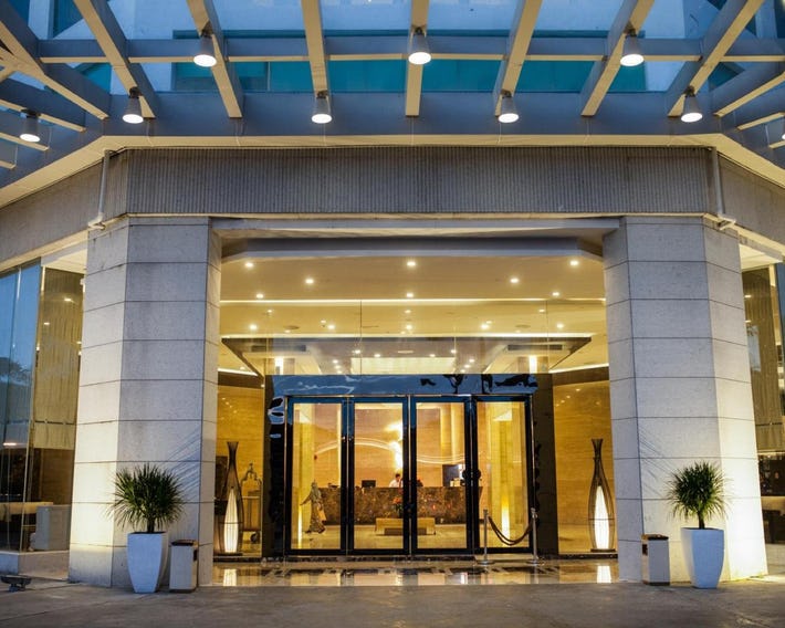Royale Signature Hotel