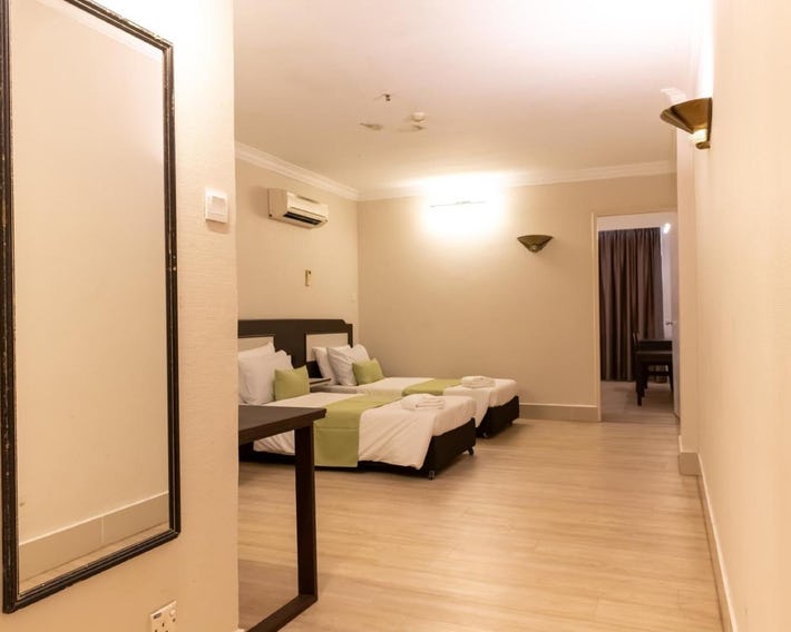 Somerset Hotel