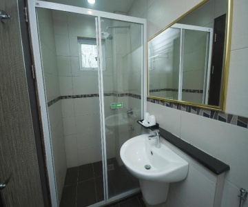 Hotel Nur Miri by OYO Rooms