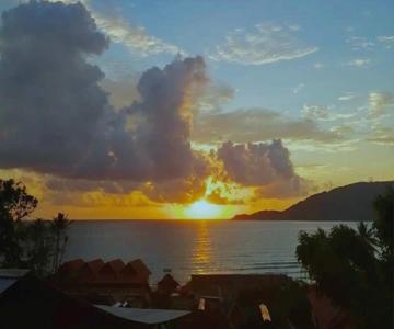 Harrera Perhentian, Long Beach