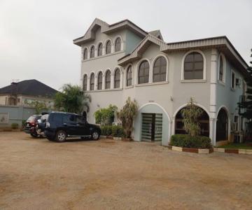 Brentwood Hotel