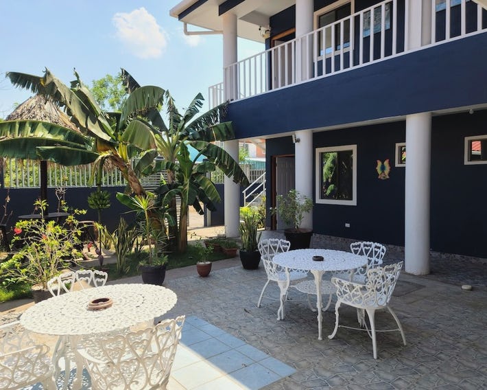 Hotel Montecristi near the Airport