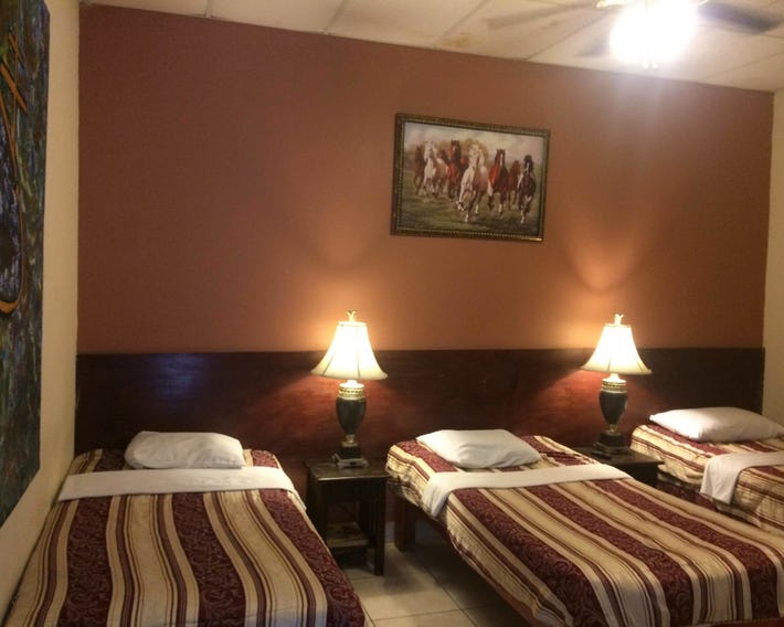 Hotel Ideas de Mama