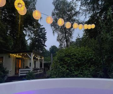 't Tjilpplekje, 4-persoons chalet met privé hottub