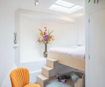 Boat suite - A Unique Houseboat Stay in Amsterdam