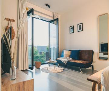 Stylish Eco Retreat Amsterdam With Panoramic Views