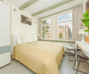 The Red Ox - Super Central Canal View Rooms