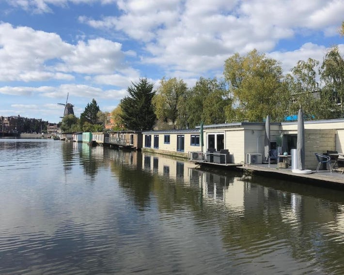 Houseboat Amsterdam