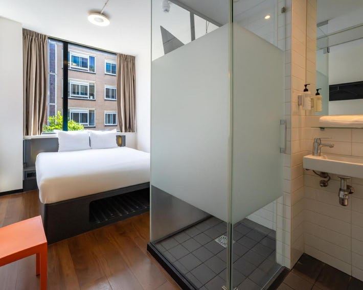 easyHotel Amsterdam City Centre