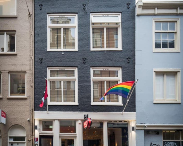 Amistad Hotel