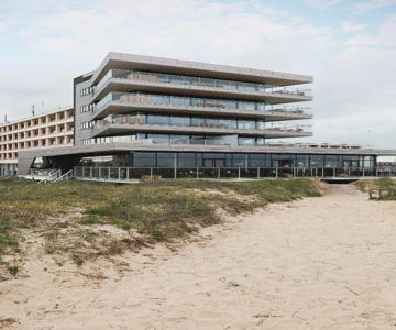 Maris Apartments