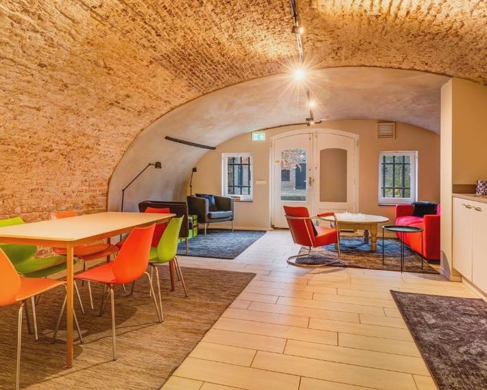 Beautiful canal apartment in Utrecht for 4 persons