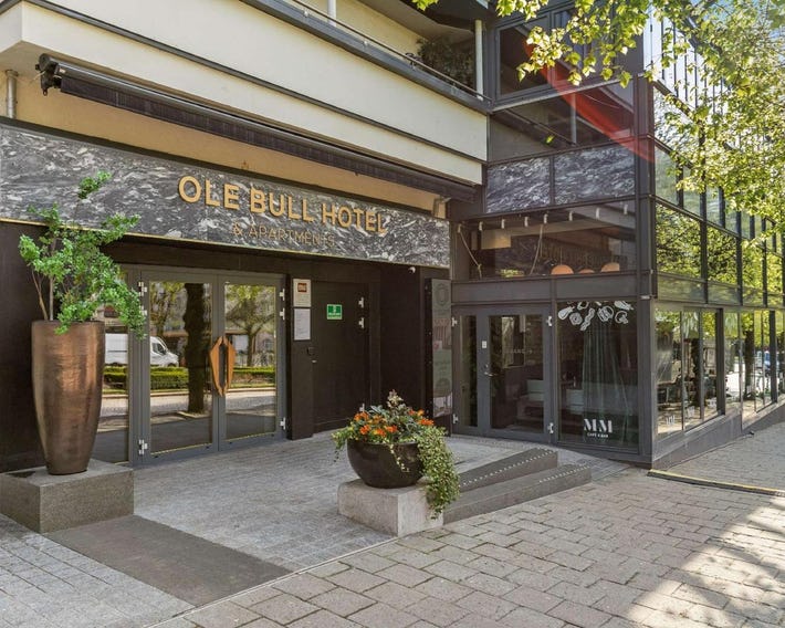 Ole Bull, Best Western Signature Collection