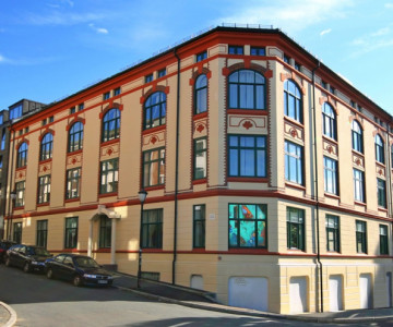 Chateau Apartments