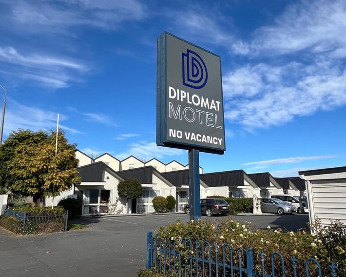 Diplomat Motel