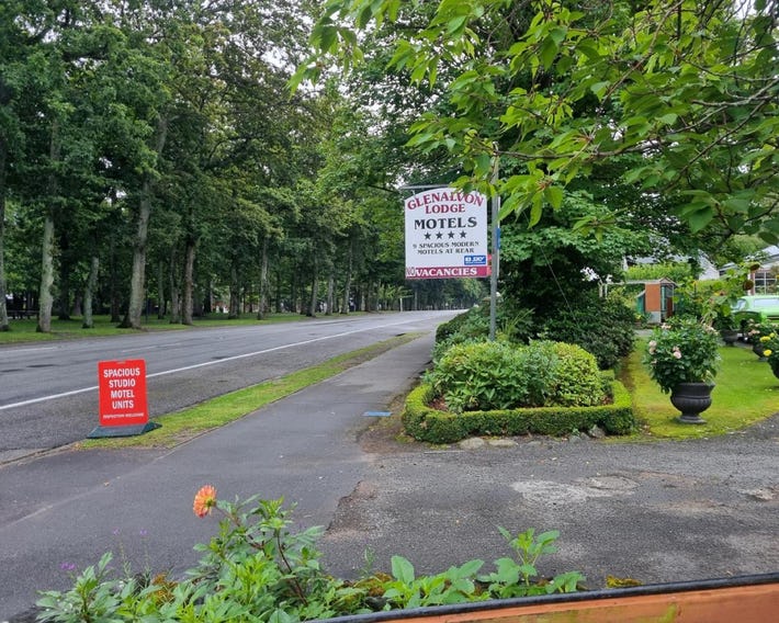 Glenalvon Lodge Motel