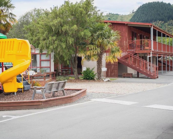 Nelson City TOP 10 Holiday Park