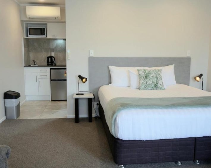 BK's Pohutukawa Lodge