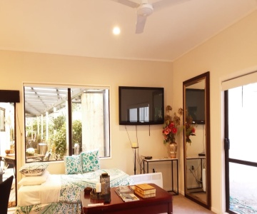 Madhuban - Waterfront In Whangaroa