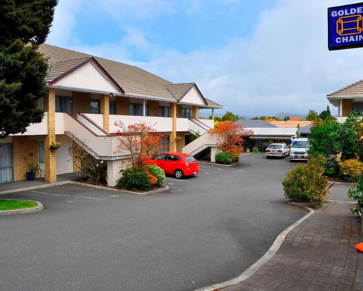 Fenton Court Motel