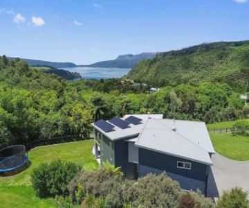 Lake Tarawera Lodge